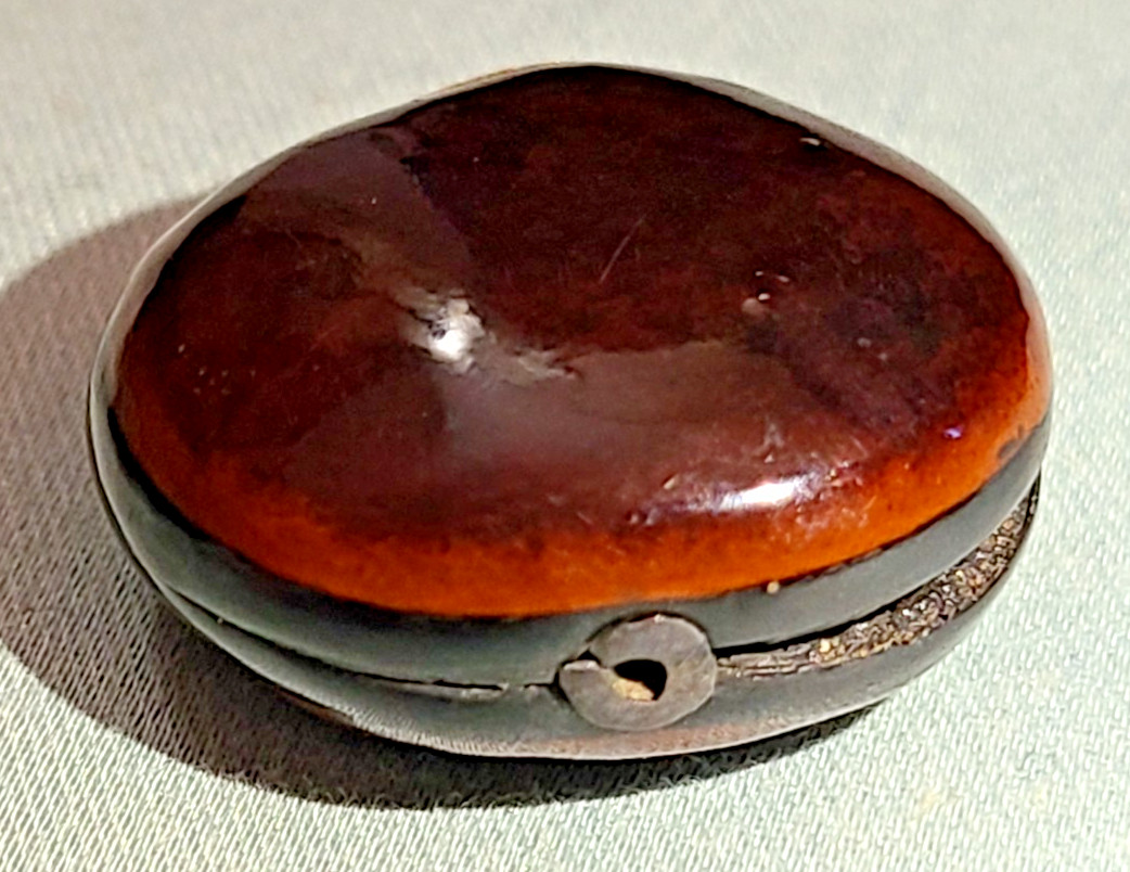 Antique Victorian polished mucuna / sea bean pendant, gold tone bail