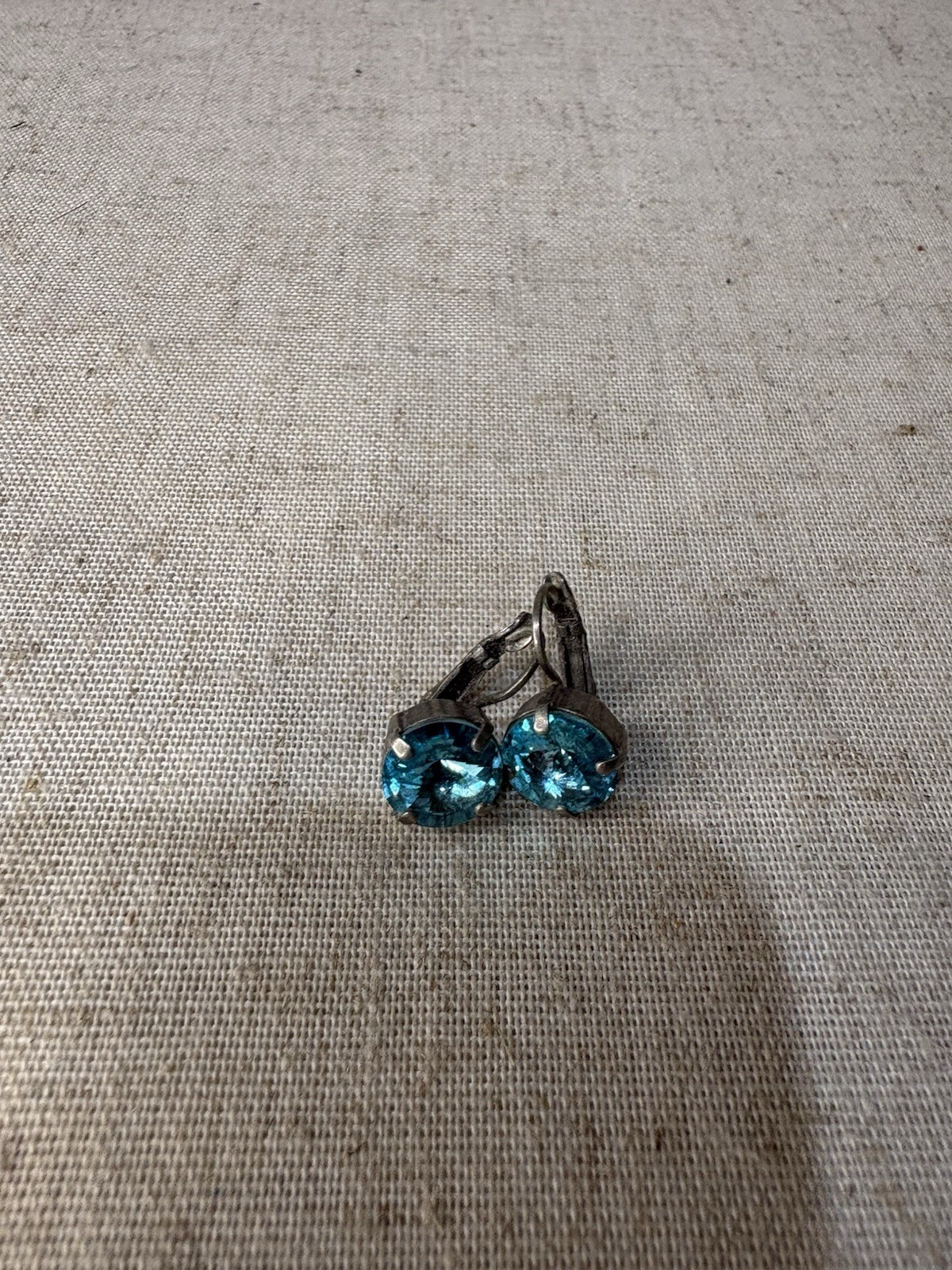 NEW! Sabika Bright Aqua/aquamarine Round Pointed Stone Lever Back Drop Earrings