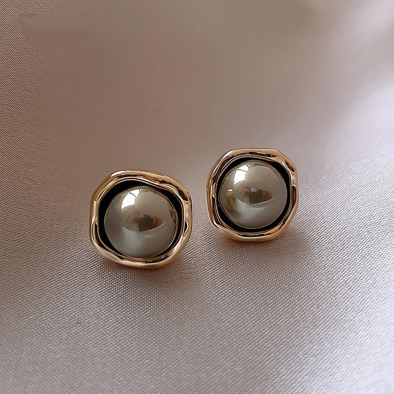 Gray Pearl Small 925 Sterling Silver Stud Earrings