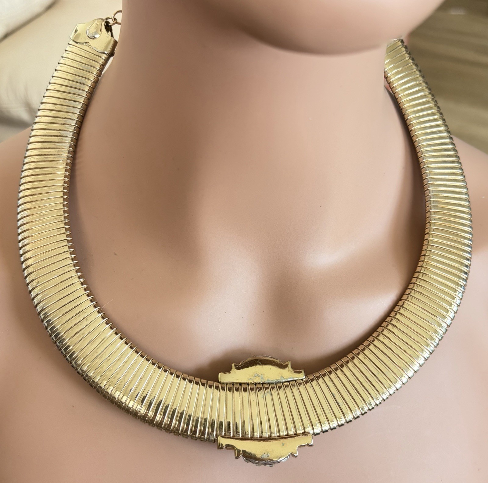 OPC Omega Tubogas Necklace Gold Tone Choker Icy Crystals Off Park Collection 80s