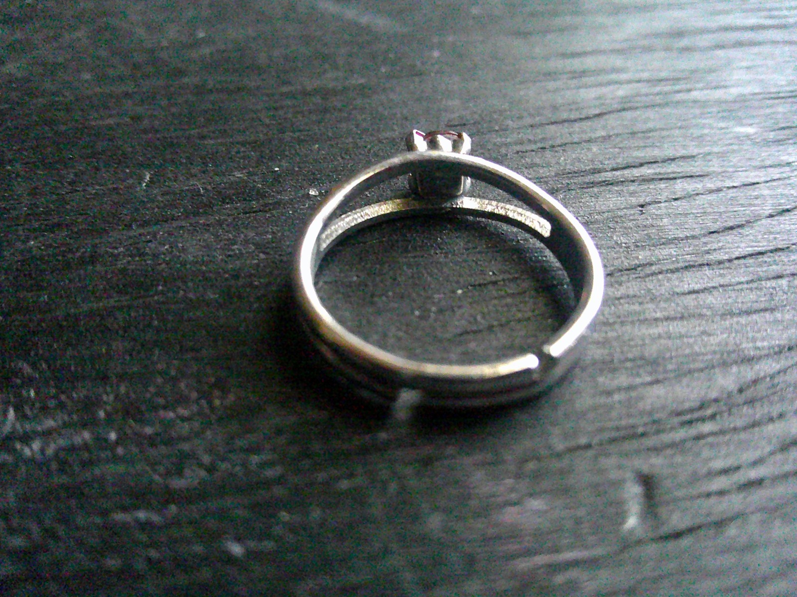 split ring small red fake stone silver colored band size 4