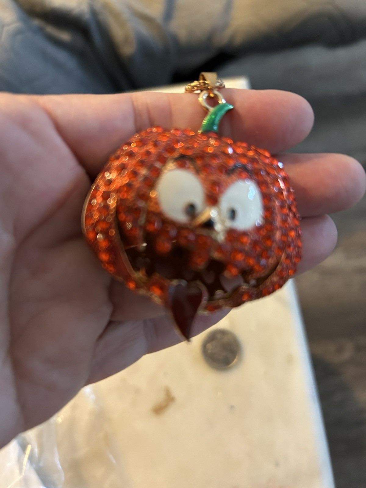 Fun And Silly Pumpkin Necklace 3-D On A 20 Inch Chain New