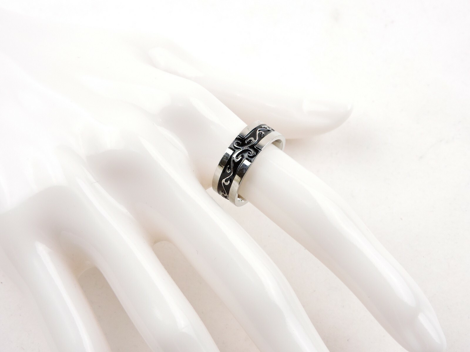 Stainless Steel Black Enamel Swirls Comfort Fit Band Ring – Free Gift Packaging