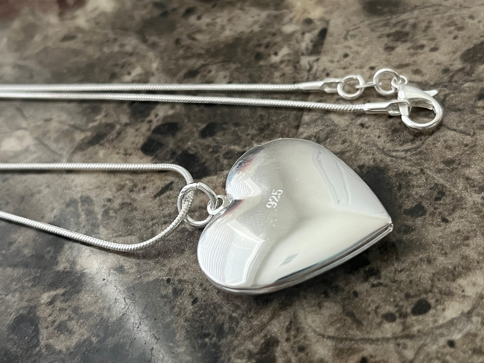 ❤️ 925 Sterling Silver Heart Shape Locket Necklace (Pendant + Chain)
