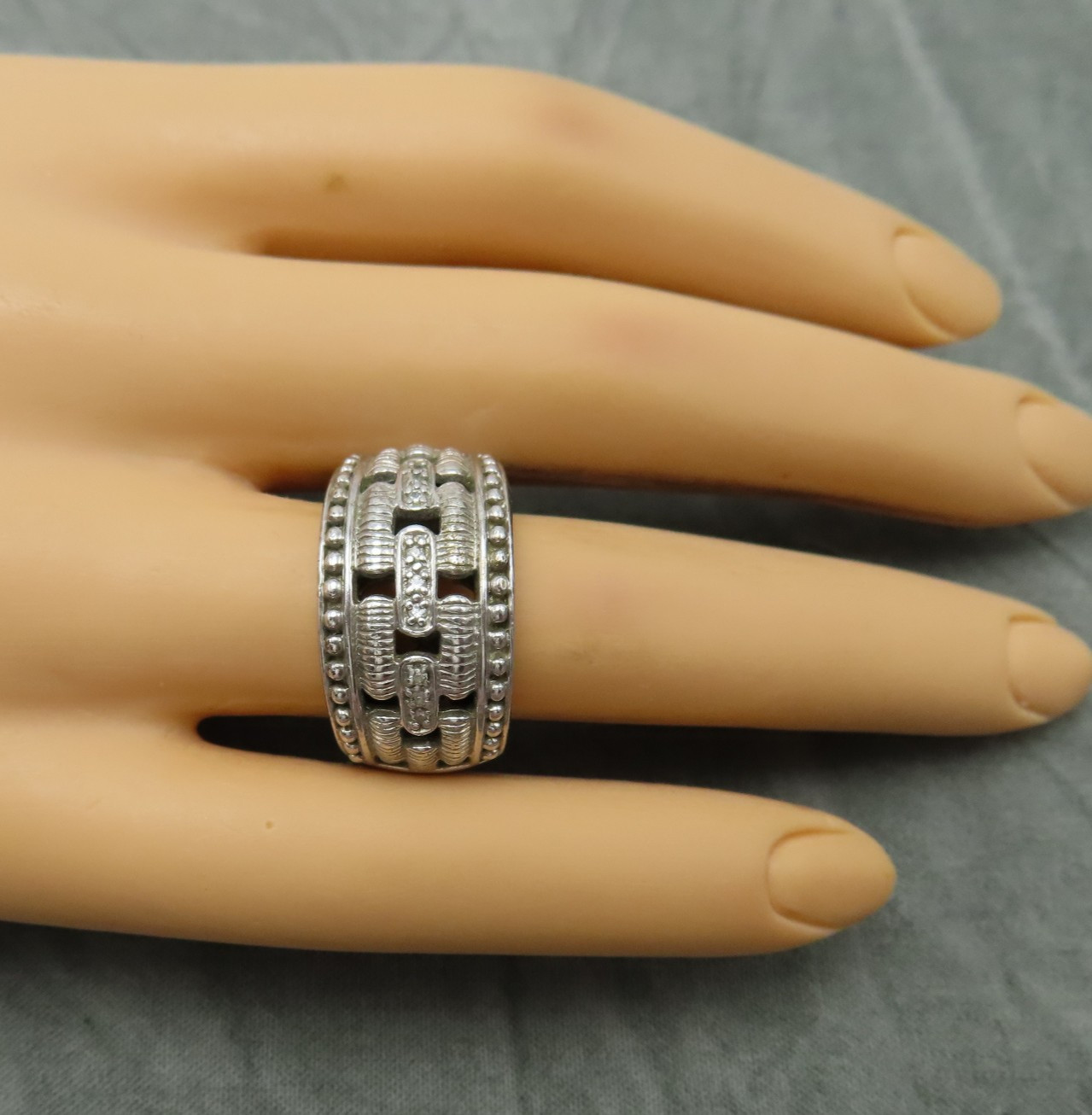 Judith Ripka Sterling Silver Ring Cocktail Clear CZ Crystal Sz 6 Wide Band 919f
