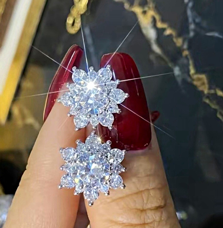 Silver Tone Crystal Cluster Flower Stud Earrings 9mm