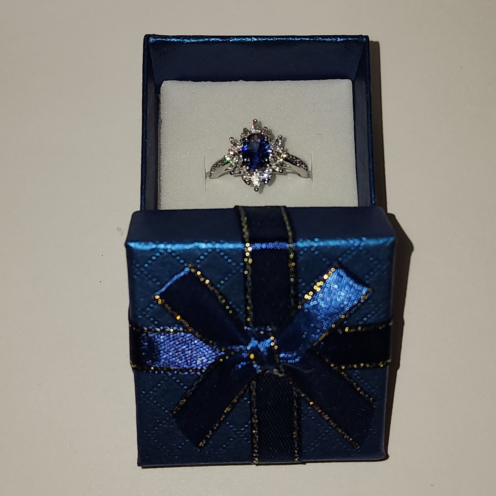 Pretty Simulated Tanzanite & Simulated Diamond CZ Ring in Silvertone Size 8 Gift