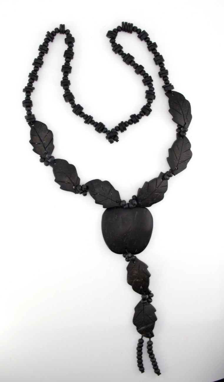 Retro Boho Style Dyed Coconut Shell Apple & Leaves Y- Shaped Necklace Sotuar