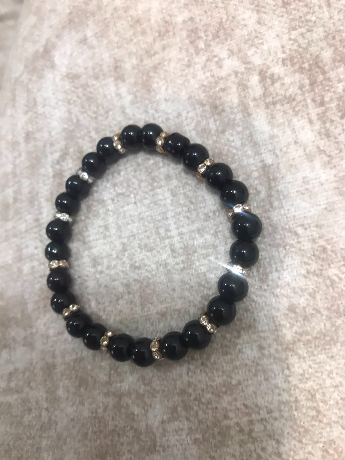Black Onyx-Style Beaded Bracelet with Crystal Rhinestone Spacers – Stretch Women