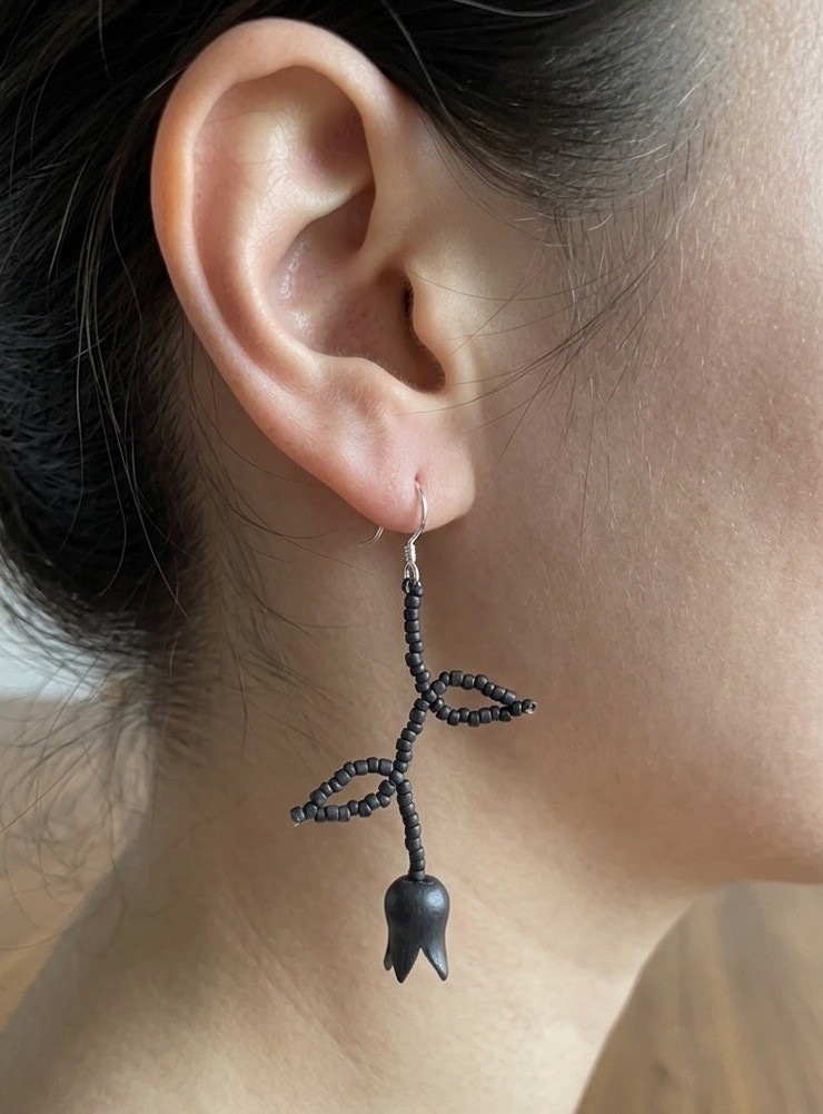 Black Bead Plant Leaf Hook Earrings Handcrafted Dangle Gothic Retro Japanese