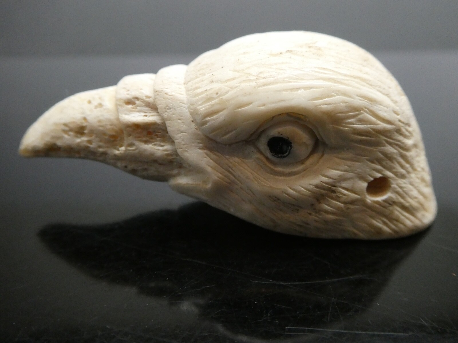 Hand Carved Realistic Crow Bird Head Shed Deer Antler SP Chain Pendant Necklace