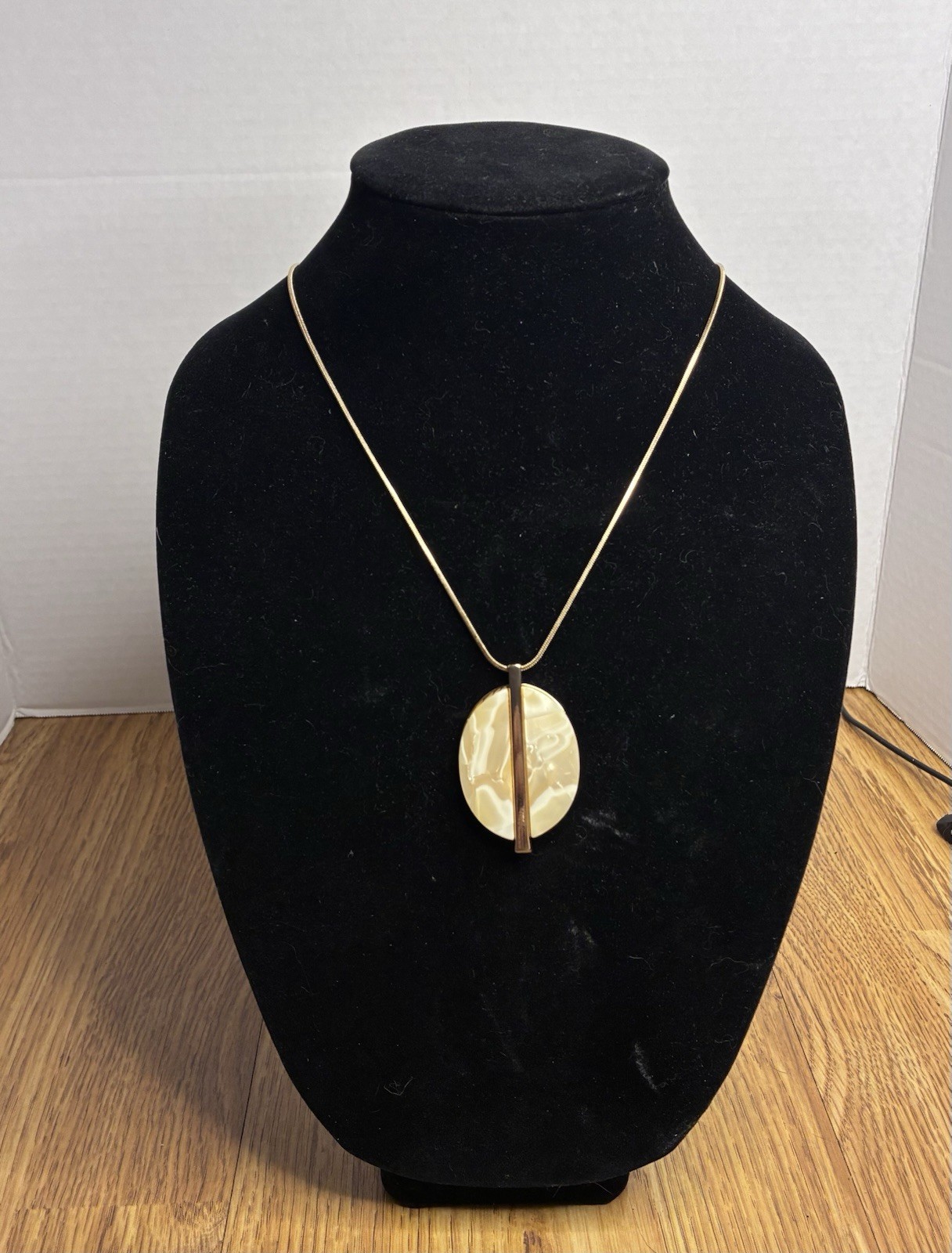 Kaari Blue Gold Colored Necklace Geometric Mother Of Pearl Ivory Style Pendant.