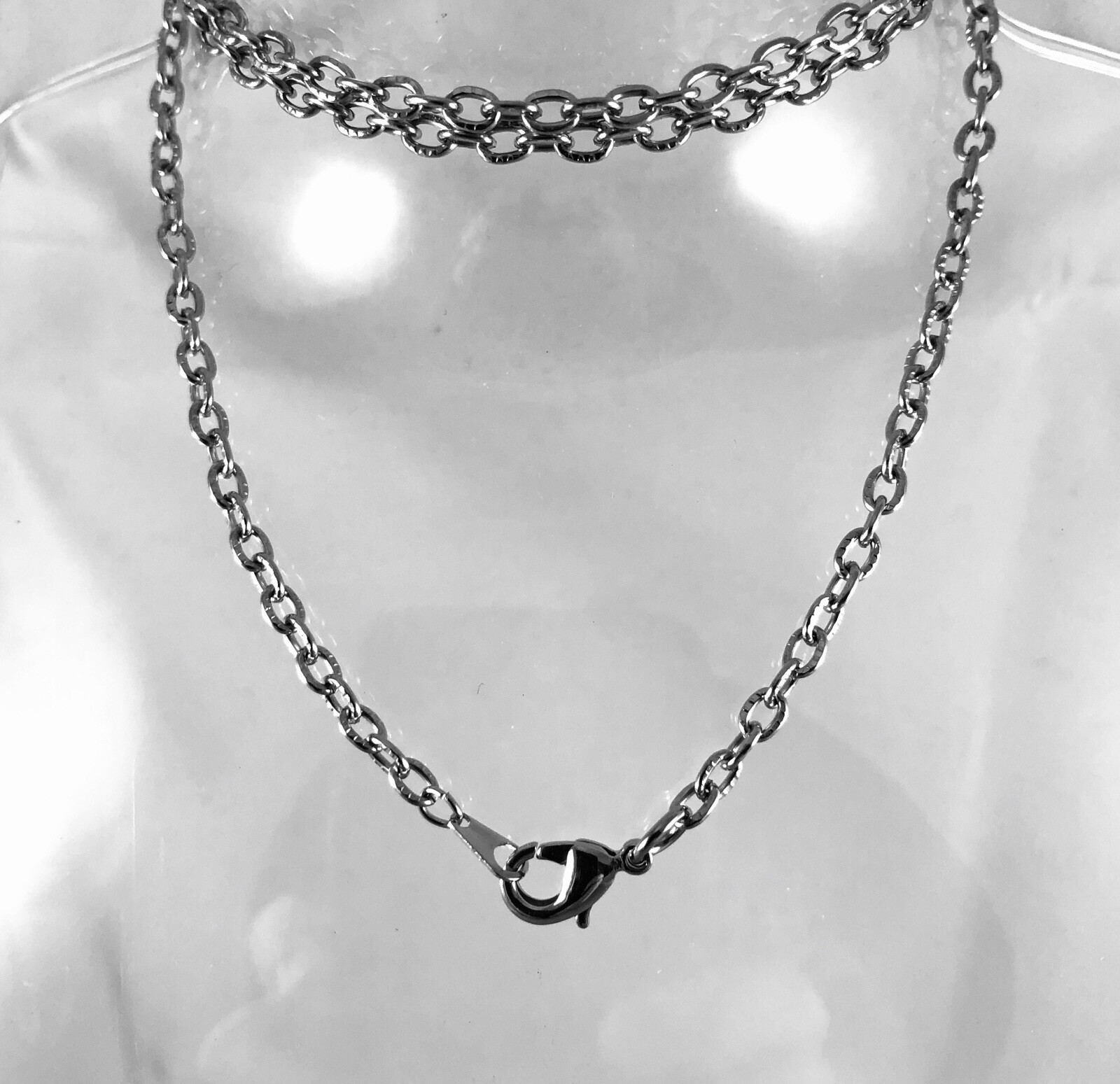 Vampire Skull & Spider Necklace Distressed Gothic Cameo Bloody Halloween Pendant