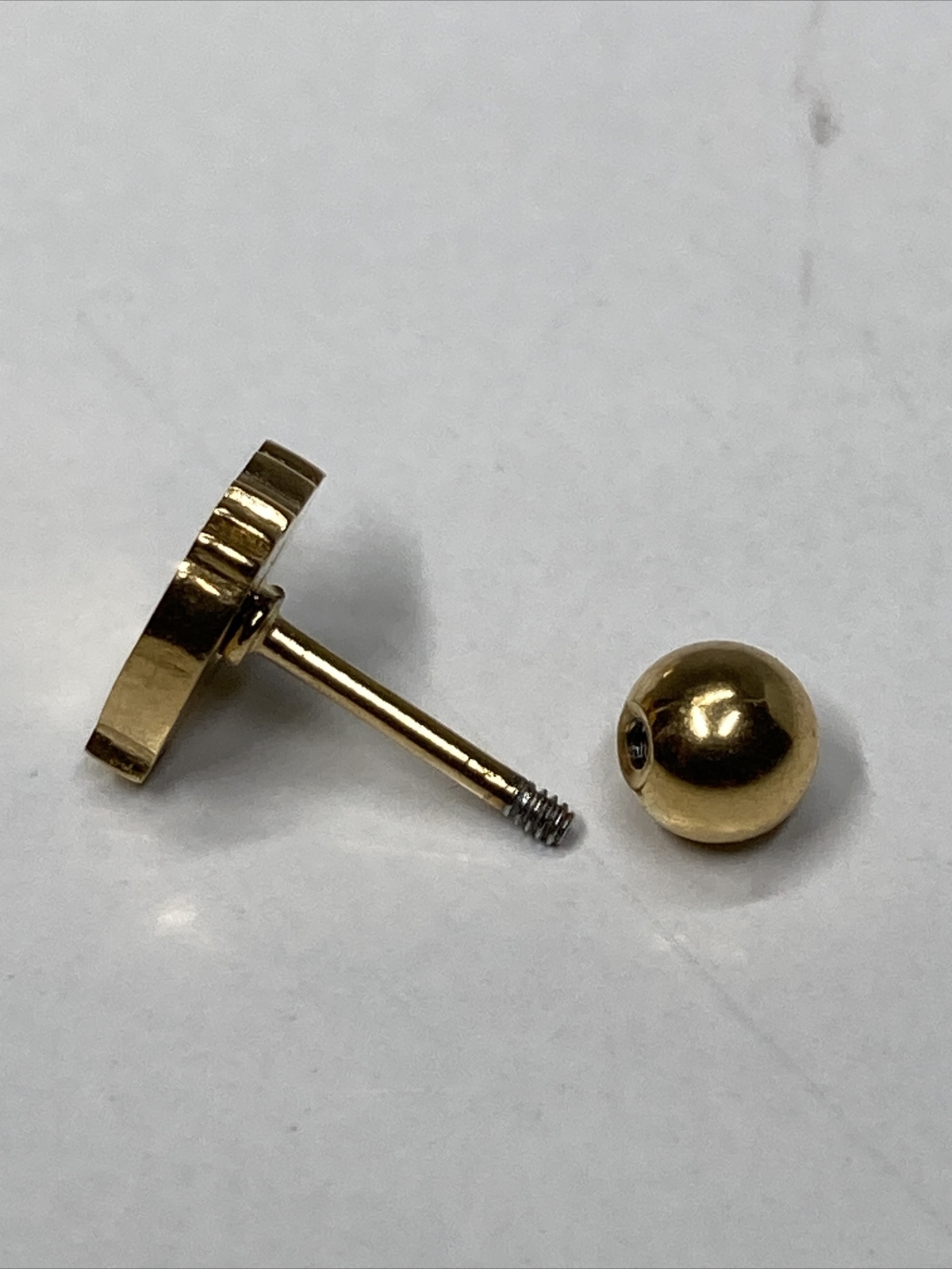 Sanrio Hello Kitty Tiny Stud Earrings Body Jewelry Gold Titanium Steel New