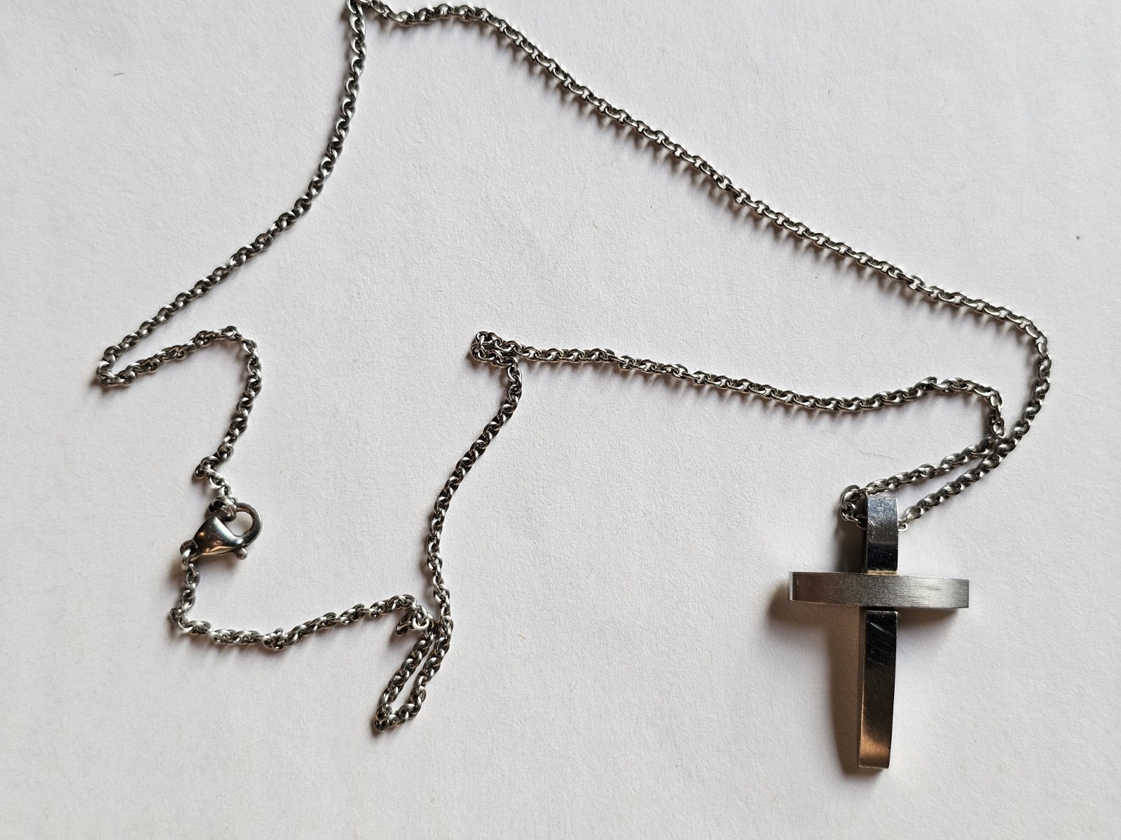 Silver Tone Religious Cross Charm Pendant Cable Chain Necklace Lobster Clasp