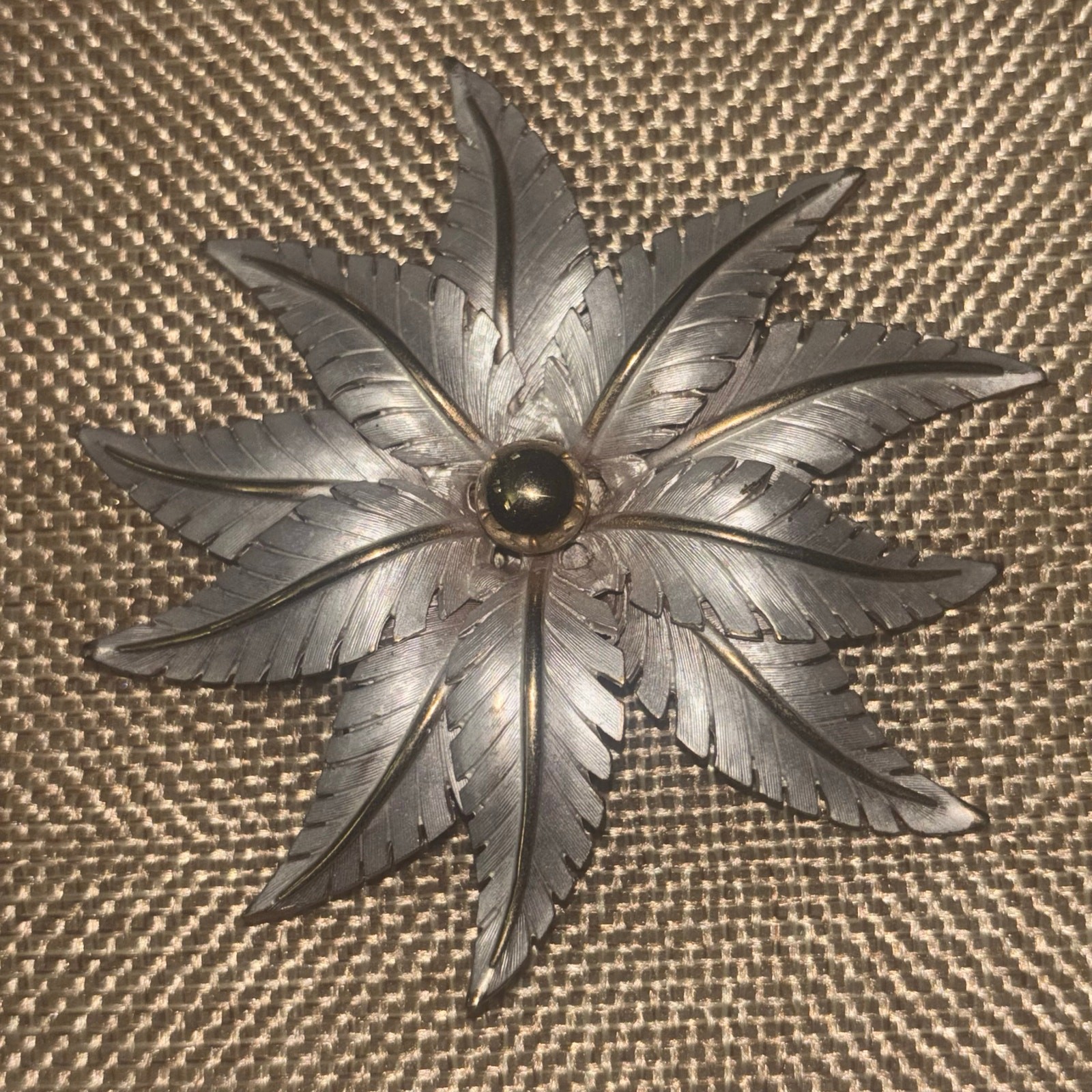 Signed Lisa Satin Enamel Brooch Leaf Flower Gold Tone Big Bold Pin 3″ Vintage