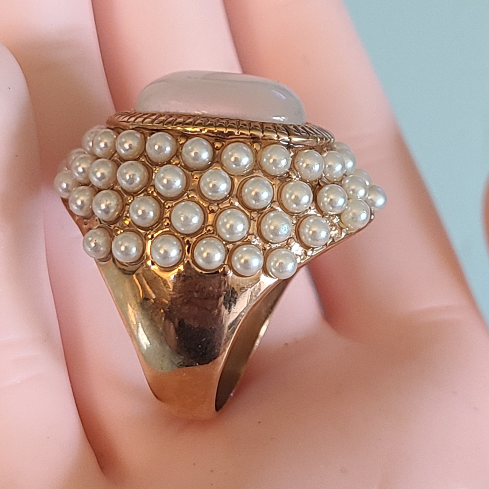 GORGEOUS Bronzetone Faux Pearl Cluster Cats Eye Cabochon Cocktail Ring 8.5