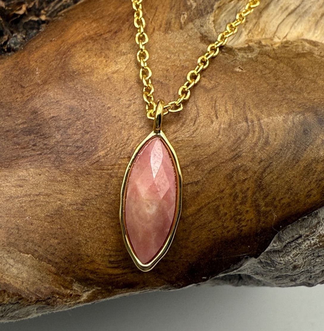 Gorjana Pink Quartz Marquise Pendant Necklace 18k Gold Plated Adjustable, New