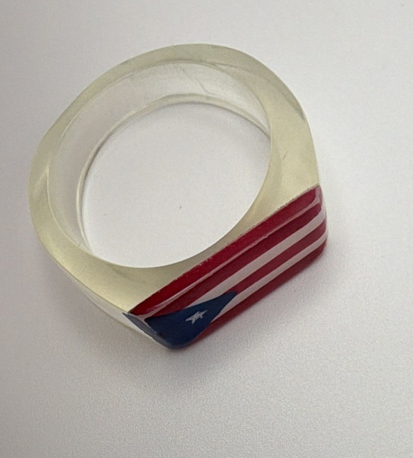 Plastic Puerto Rico Flag Band Ring No Stone Size 10.75 Pre-Owned