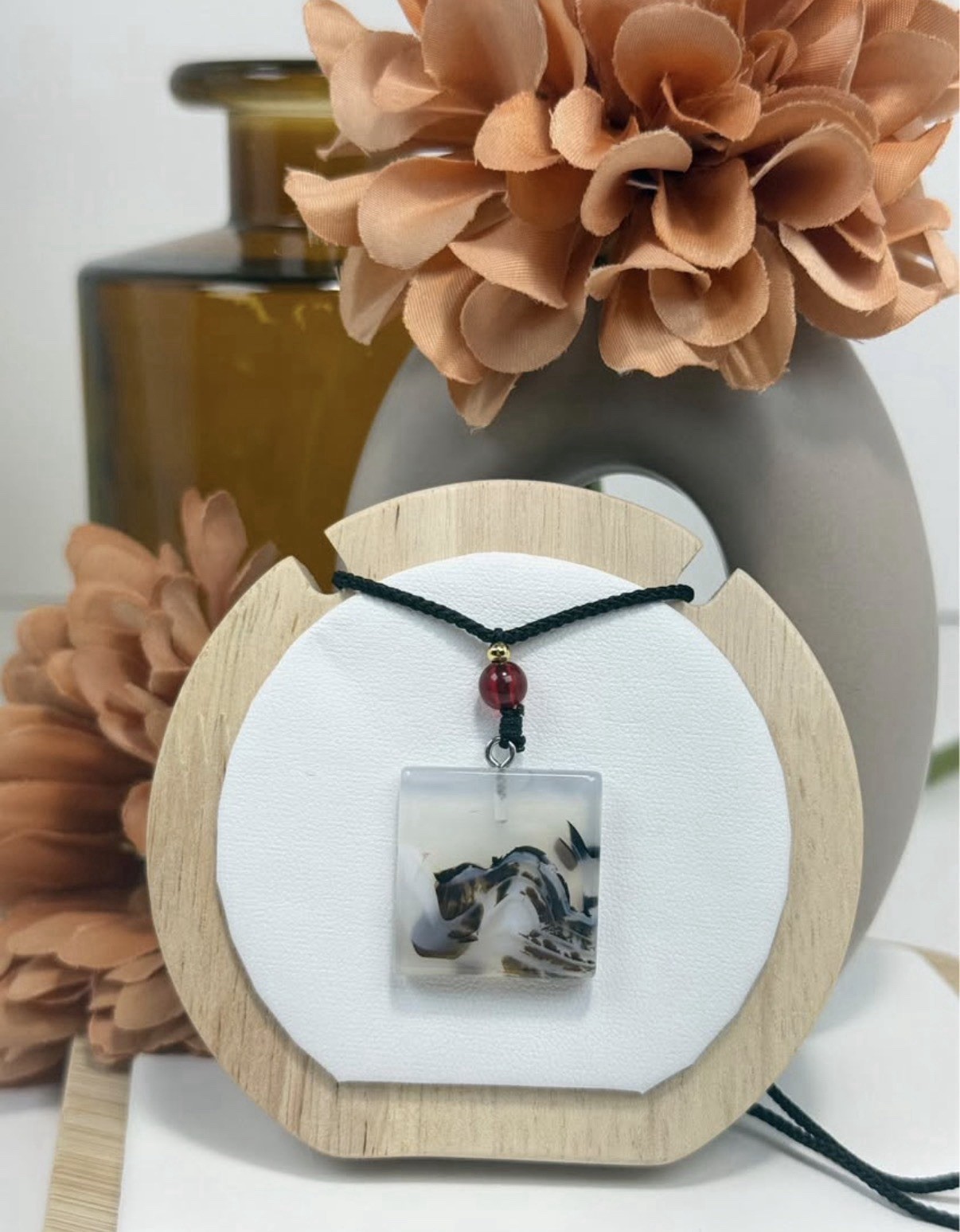 Dendritic Agate Pendant Necklace 25/5MM on Adjustable Nylon