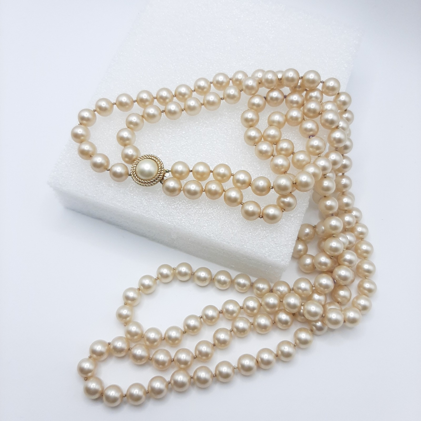 Crown Trifari Vintage MCM Multistrand Faux Ivory Pearl Necklace Cabochon Clasp