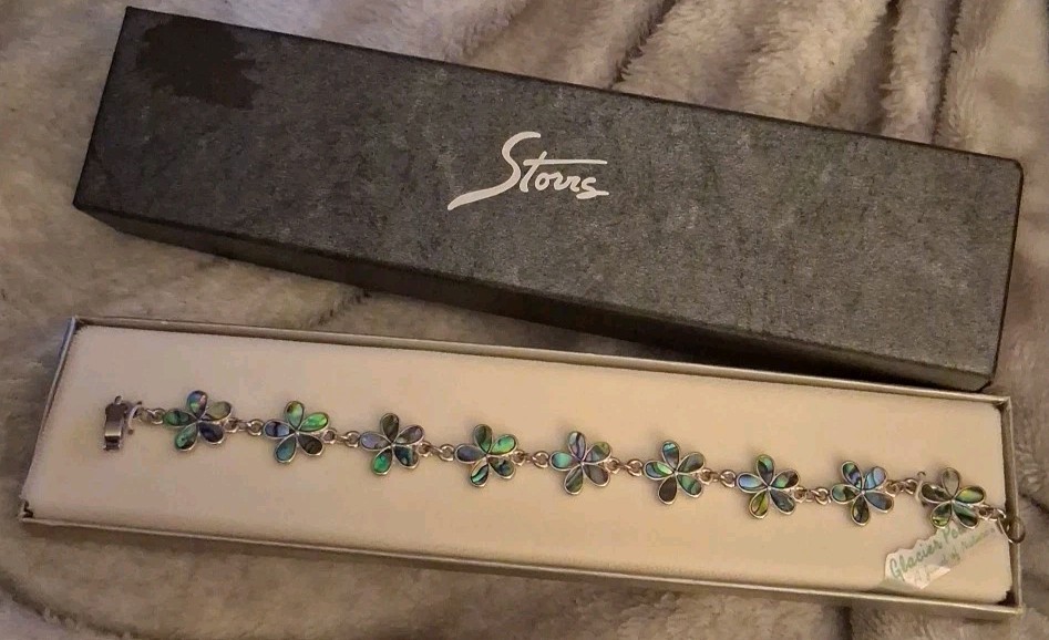 “Storrs” Glacier Pearle Bracelet, Silver, Green Flowers, Fold Over Clasp, 7.5 In