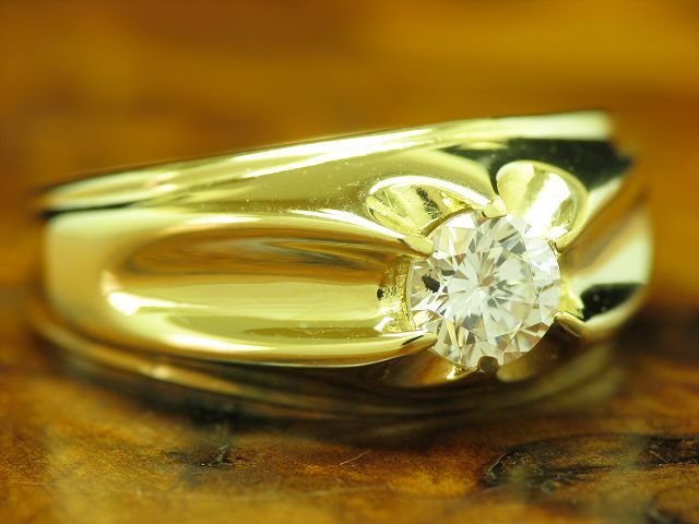 14Kt 585 Yellow Gold Ring With 0.85Ct Zirconia Solitaire Setting / 5.3G / RG 57