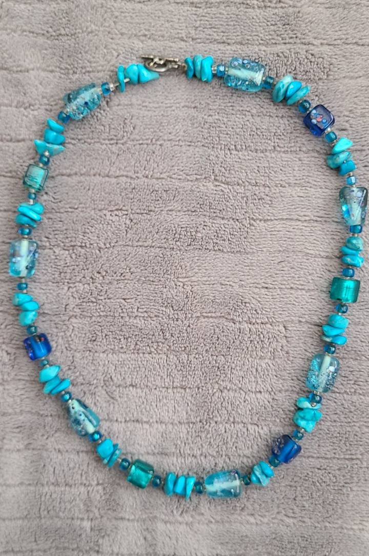 Blue Glass Chip Beaded Choker Necklace Adjustable Bohemian Less Than 12 in