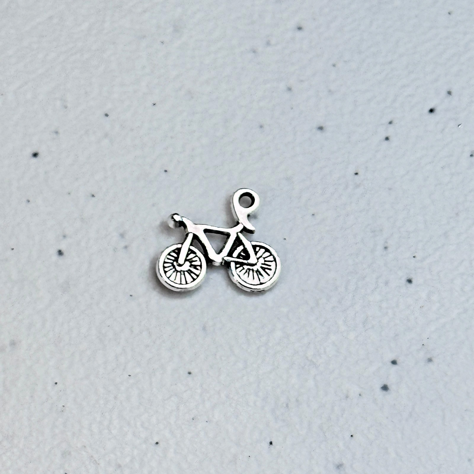 Silver Tone Bracelet Charms Pendant bike bicycle travel transportation 1583-27a
