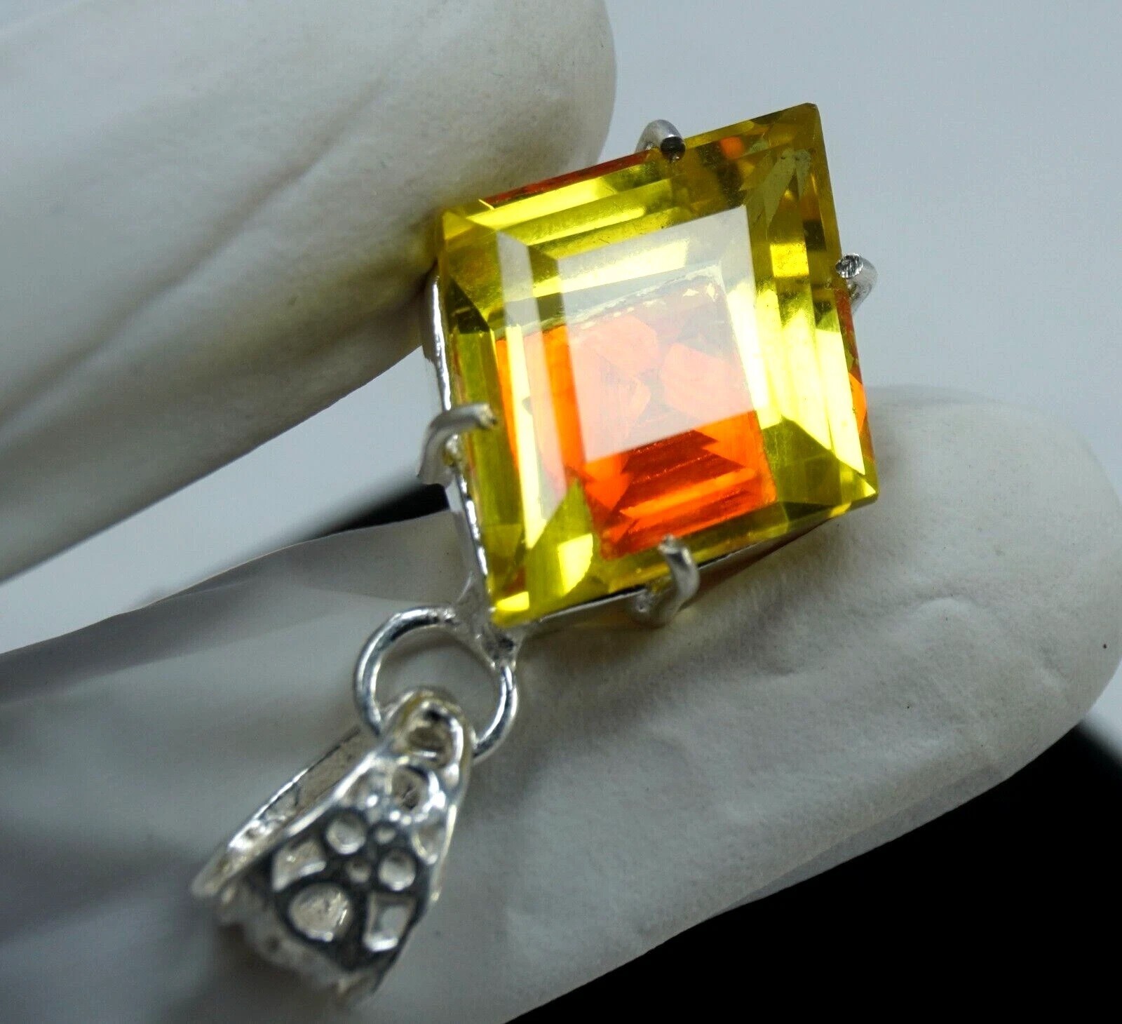 Fancy Natural 35.40 Ct Bi-Color Rare Pitambari Sapphire 925 Silver Pendant Gem