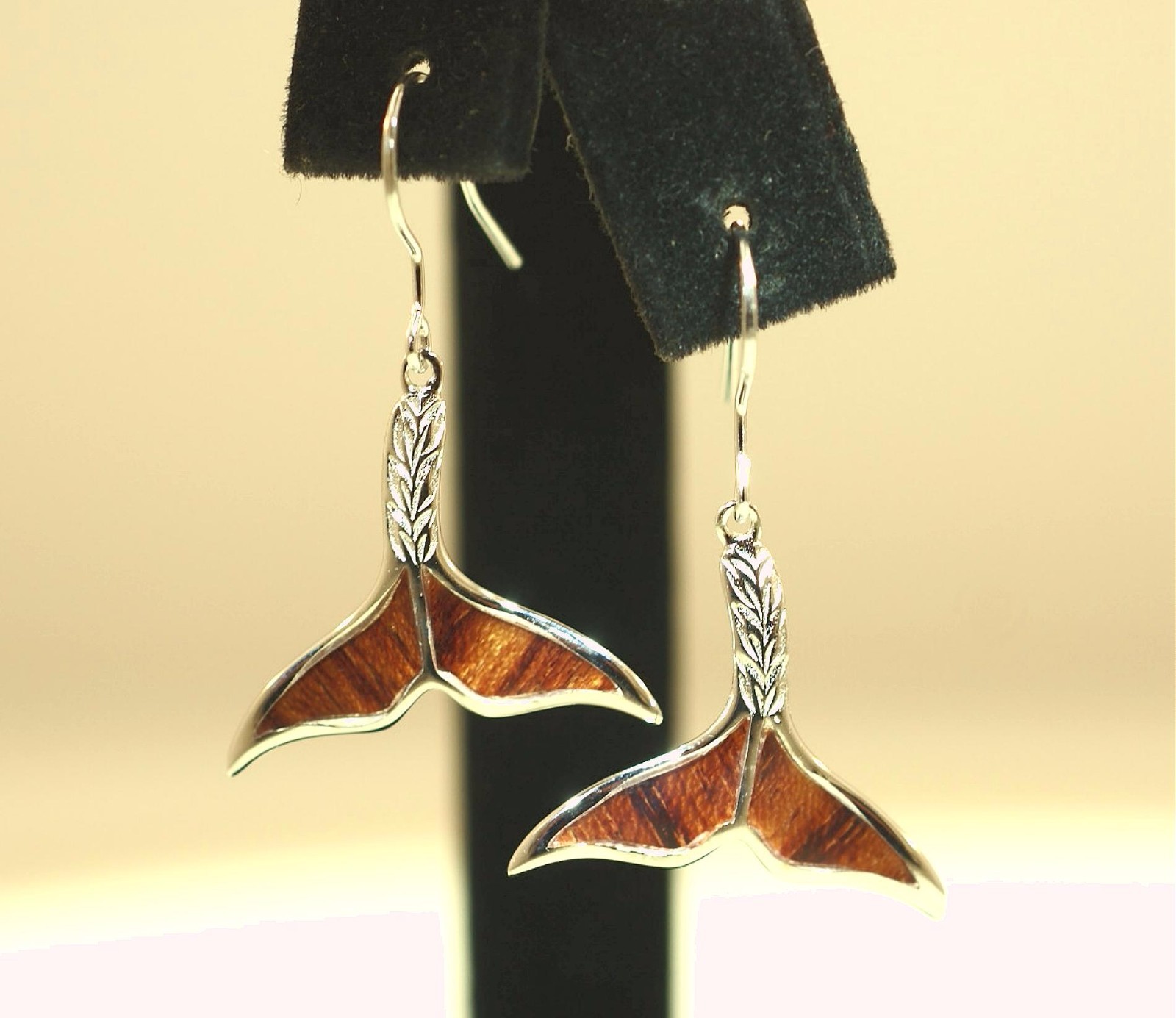 21mm Hawaiian Solid 925 Silver Inlaid Koa Wood Whale Tail Maile Hook Earrings