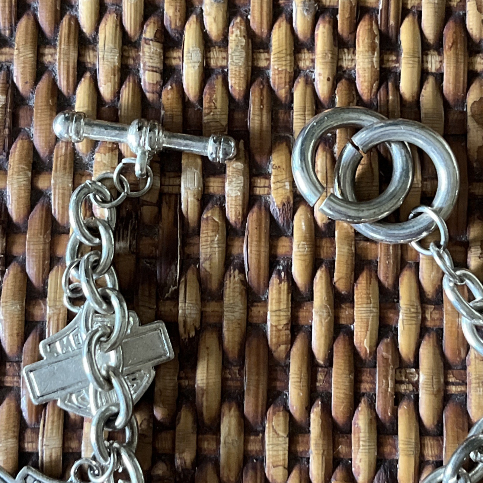 Harley Davidson Logo Charm Toggle Chain Bracelet 8” Silver Tone Emblem