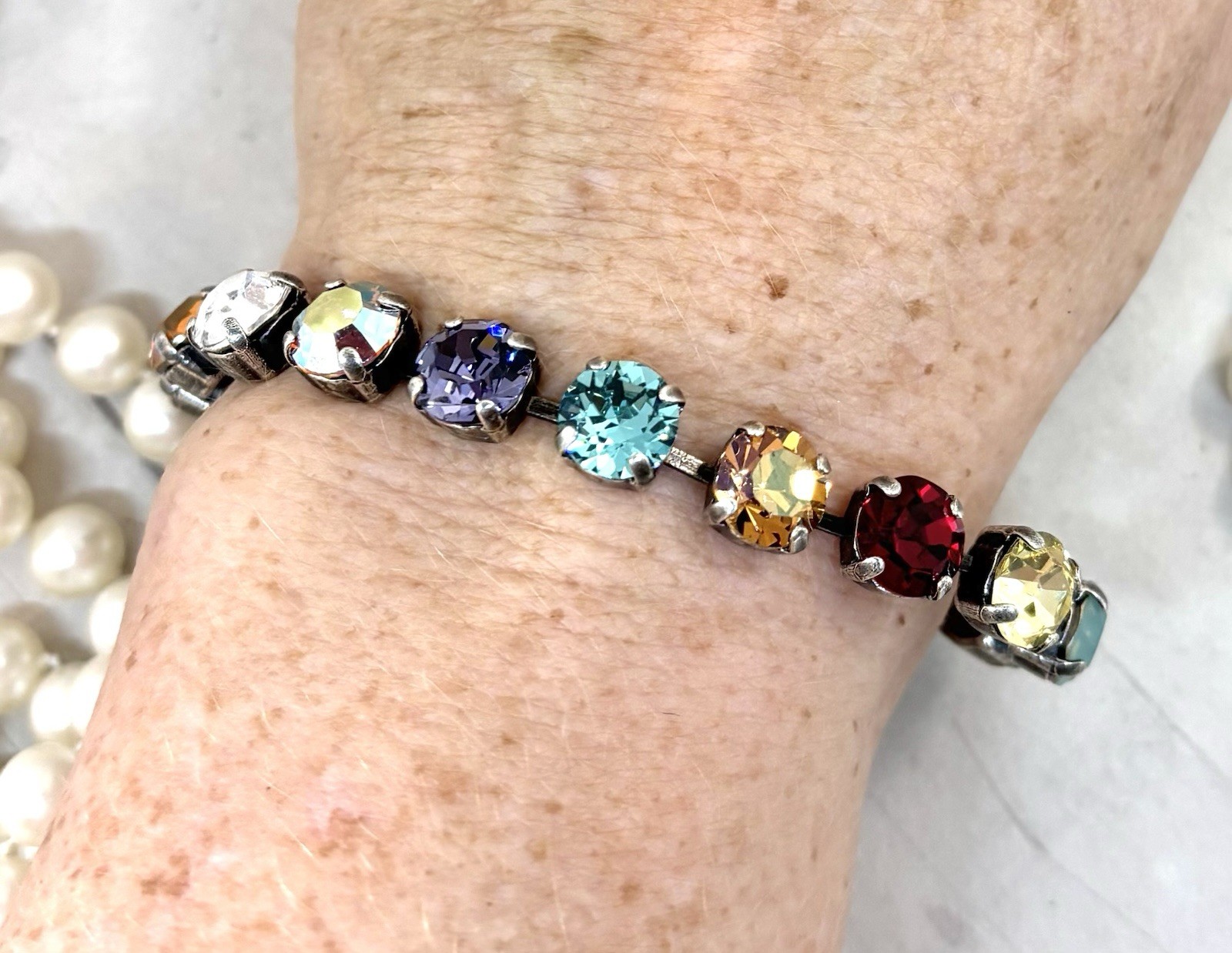 Silver Plated Bright RAINBOW Cup Chain Bracelet made with Mint Green Crystals