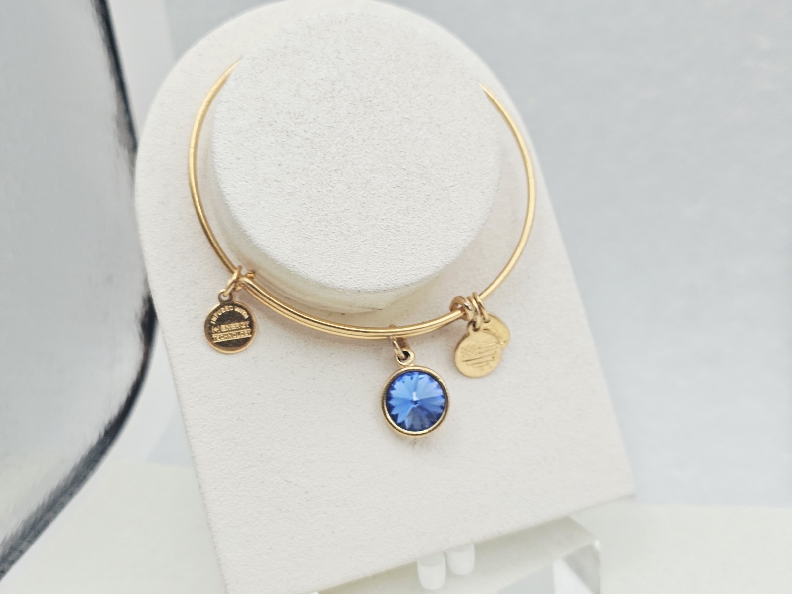 Alex Ani September Birthstone Swarovski Blue 💙 Crystal Charm Bangle Gold ✨️