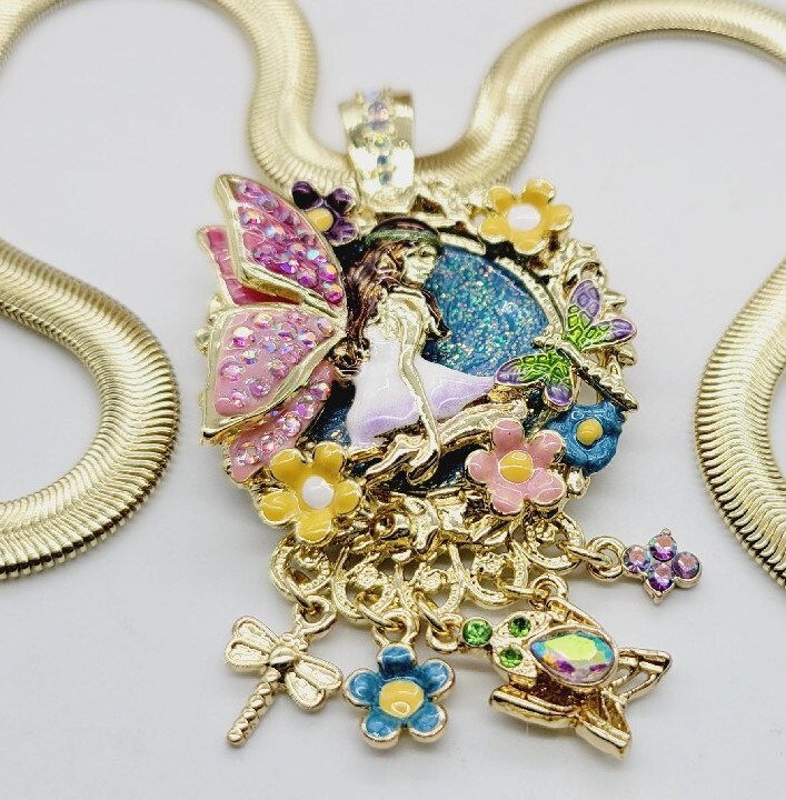 Kirks Folly Fairy Wishing Pool Foldover Magnetic Pendant Gold tone Necklace