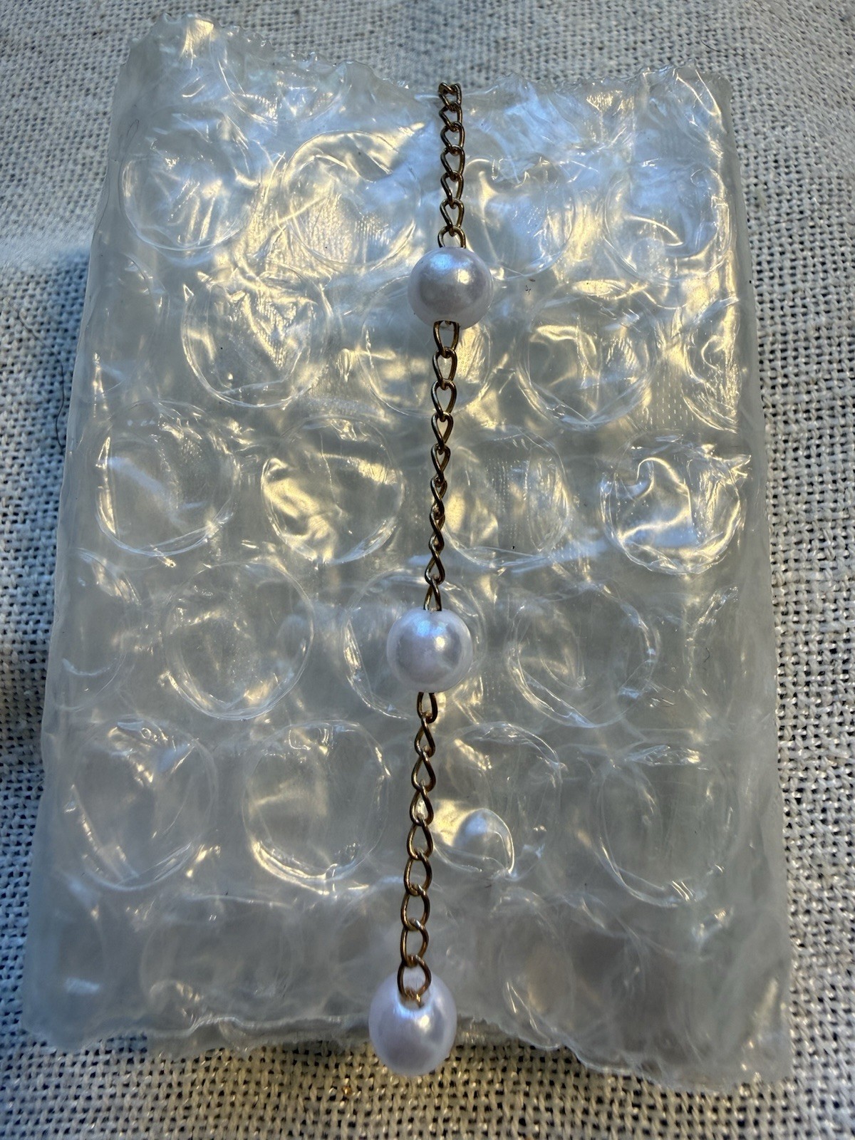 #7 Gold Tone Oval Link Chain Bracelet w/ White Faux Pearls, Adjustable Lobster