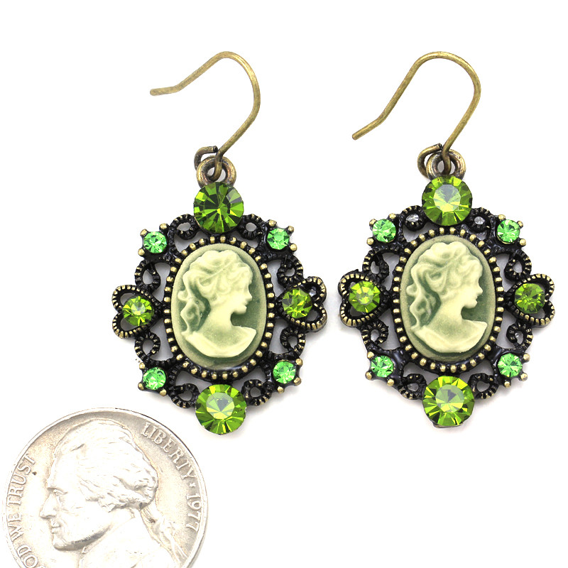 Heart Antique Style Bronze Tone Cameo Jade Dark Green Stone Dangle Earring Charm