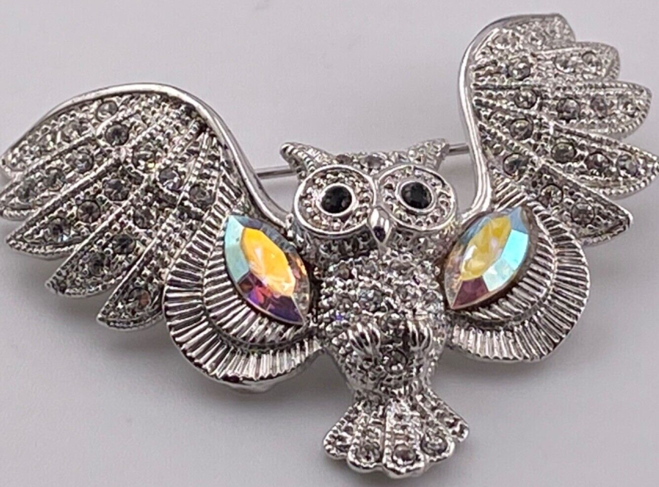 Spectacular Rhinestone 2” Sparkling Owl Brooch Pin 004-172