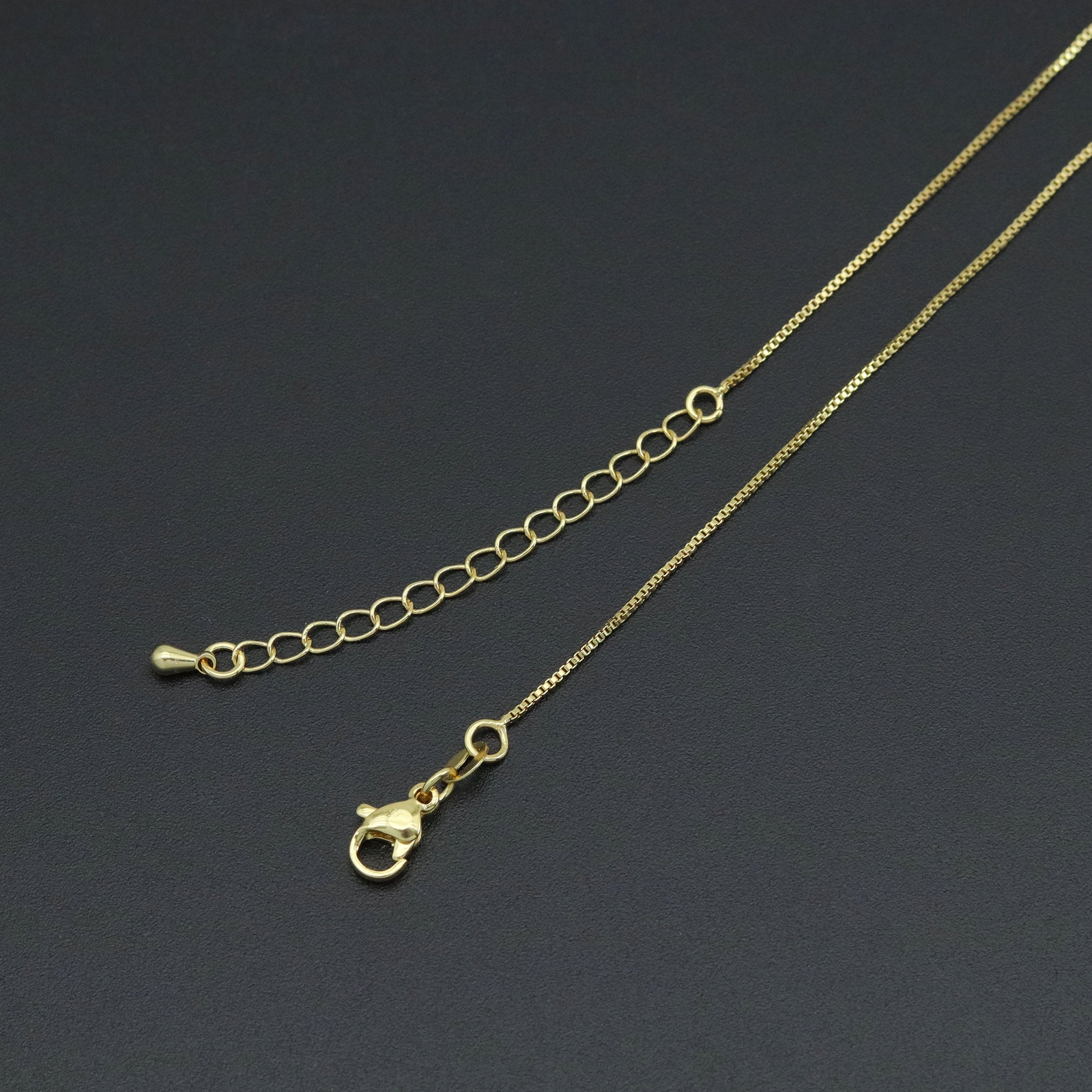 18K Gold Plated Mens/Womens Box Chain Necklace, 0.8mm Thin, 17-18″ – sku#JD07