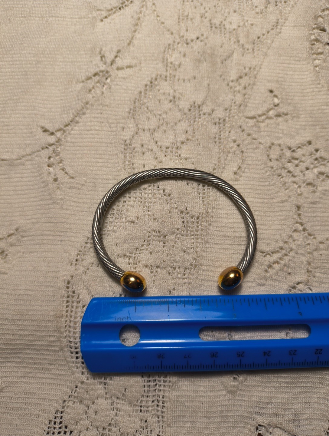 Q-Ray Ionized Bracelet Small Classic Silver Tone Polished Standard Never Worn