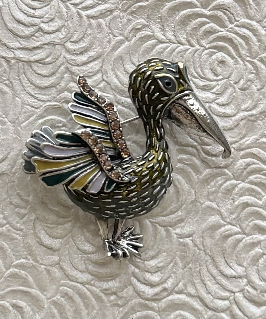 Pelican Brooch Pin / enamel on silver tone metal