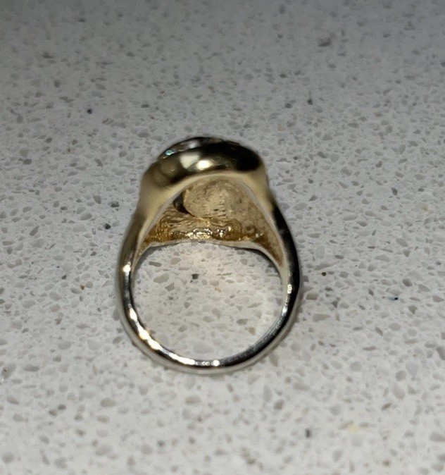 Vintage Women’s Costume Ring Large Statement Ring Fair Condition Size 7
