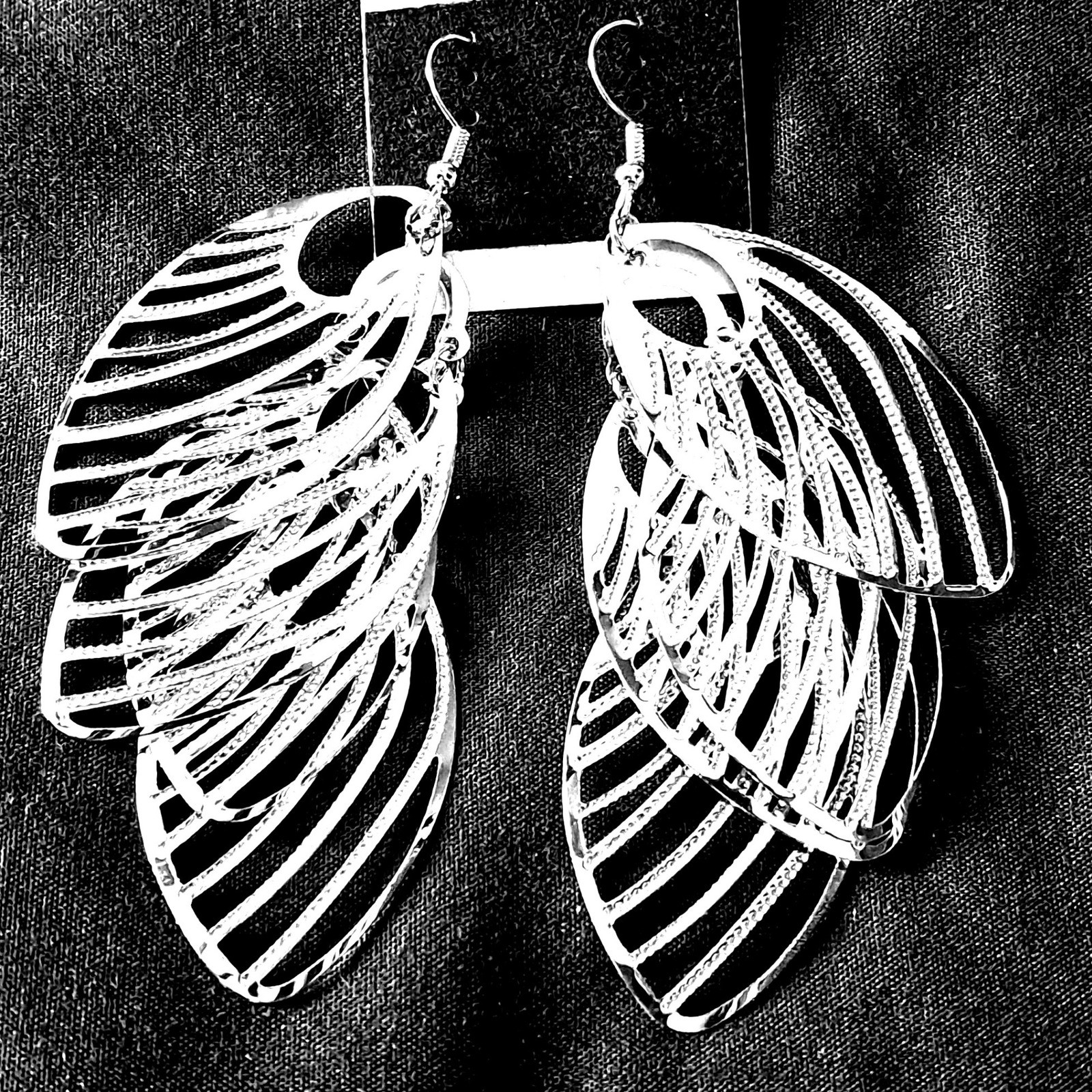 NEW Boutique Silver Layered Filigree Fan Drop Earrings 4″ Statement Chandelier