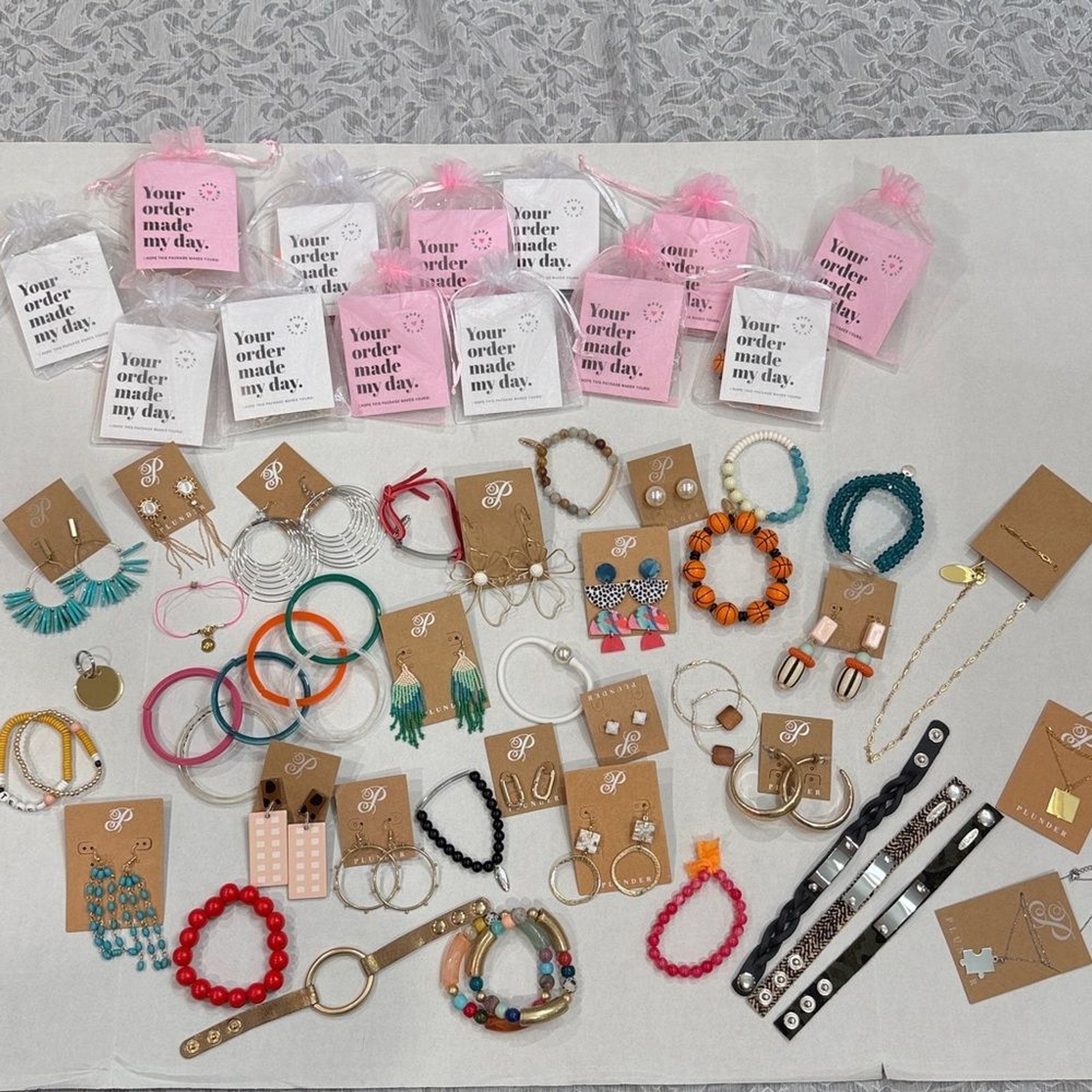 6 Sets Buyers Appreciation Gifts