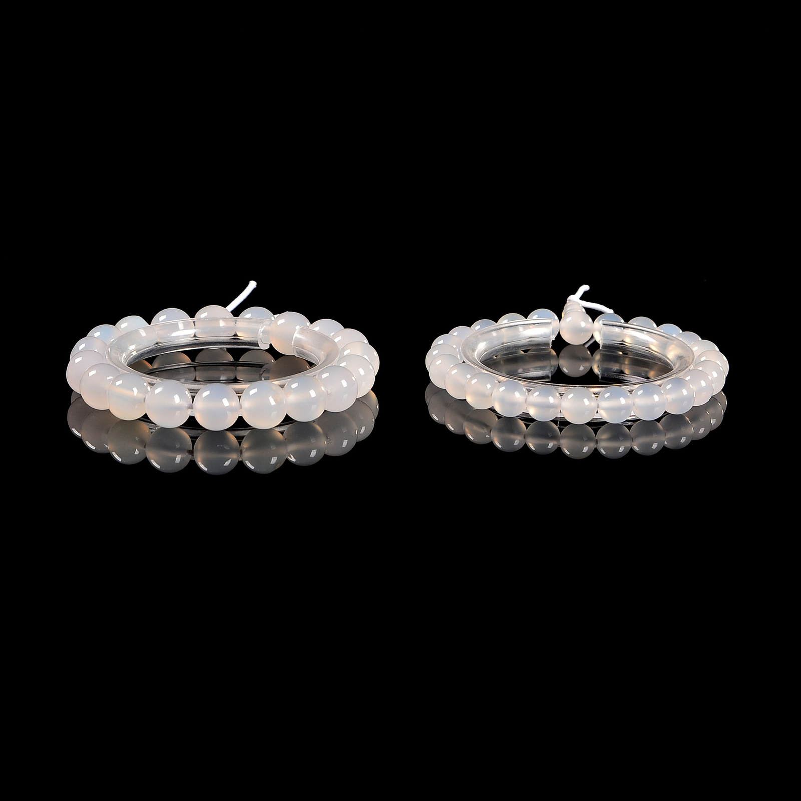 White Agate Smooth Round With Guru Beaded Bracelet Size 8mm 10mm 7.5” Length