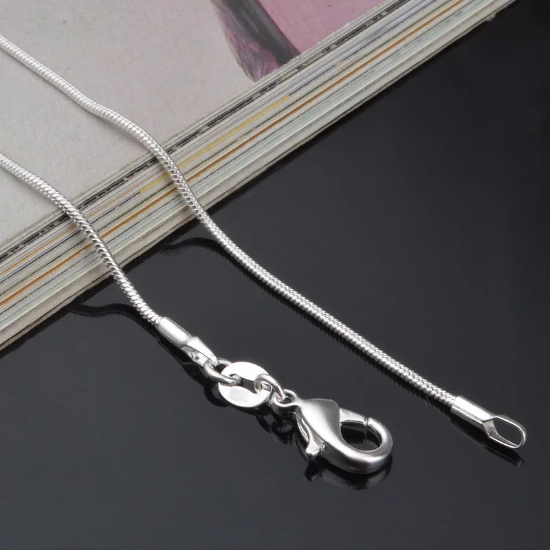 Men&Women’s 925 Sterling Silver Tarnish-Free Italian Snake Chain Necklace 16-24″