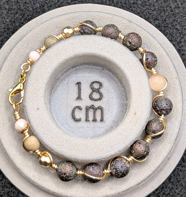 Stylish Earth Boho Mixed 8mm Beaded Gold Wire Wrap Bracelet (18cm) M Wrist Crasp