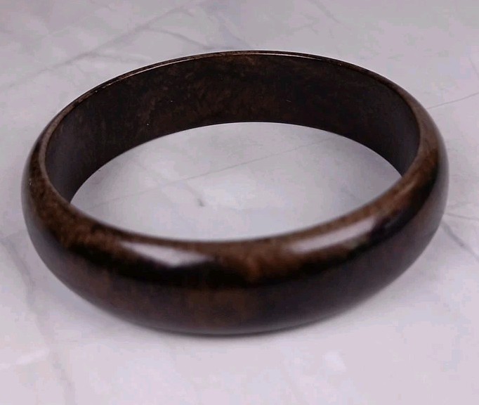 Vintage Dark Brown Bakelite Bangle With Swirly Pattern 2cm Wide (Tested) VGC