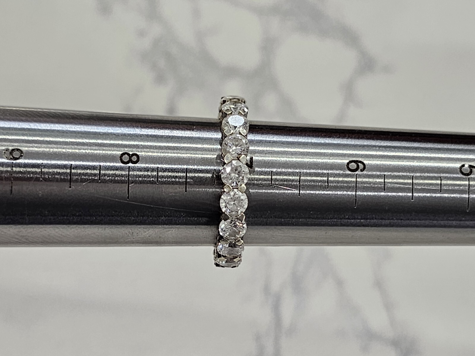 Vintage 14k White Gold Hallmarked DQ Eternity Ring Cubic Zerconia Band SZ 7