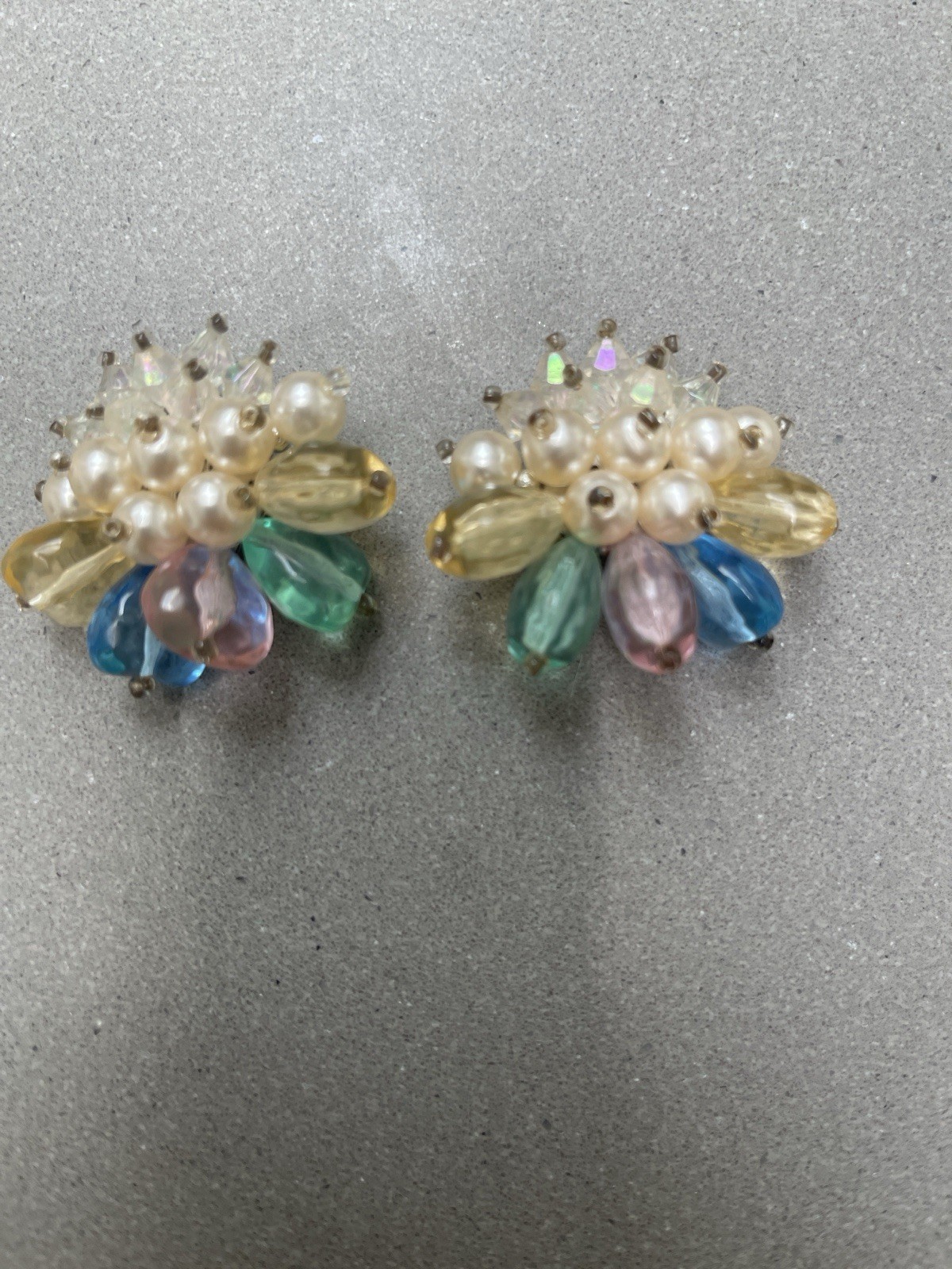 Clip-On Cluster Stud Earrings Faux Pearl Multicolor Beads Crystal Flower 1.25″